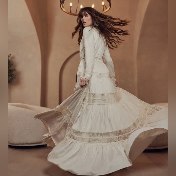 ALEEZA Paris Sapphire Maxi Dress Baby Blue Lace Trim Size L NWT - Picture 5 of 8